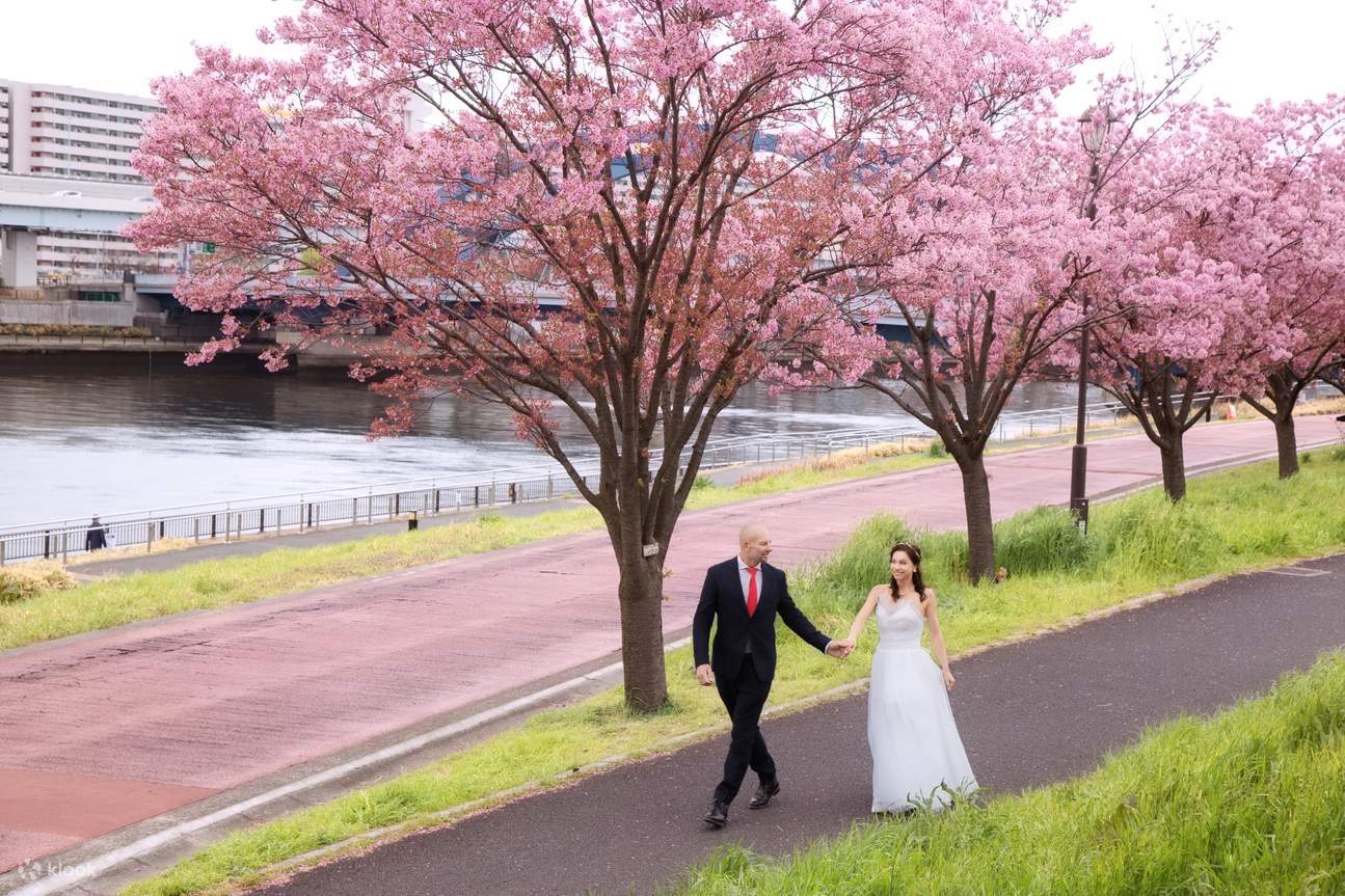 Tokio: Tour fotográfico de bodas con 3 ubicaciones y estilismo profesional